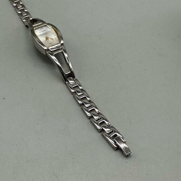 3/$30 Armitron Women’s Watch Silver Tone Faceted Crystal Domed Glass 7" - Picture 11 of 16